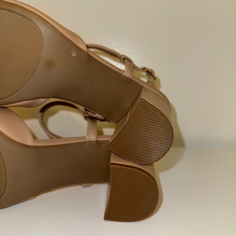 On 34th Women’s Nude Block Heel Sandals Size 9.5 - Picture 8 of 8